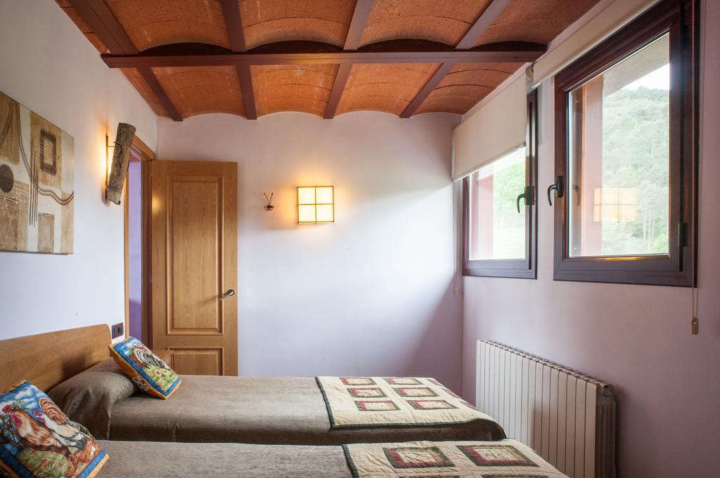 Mas La Riera Casa de hóspedes Campdevánol Quarto foto